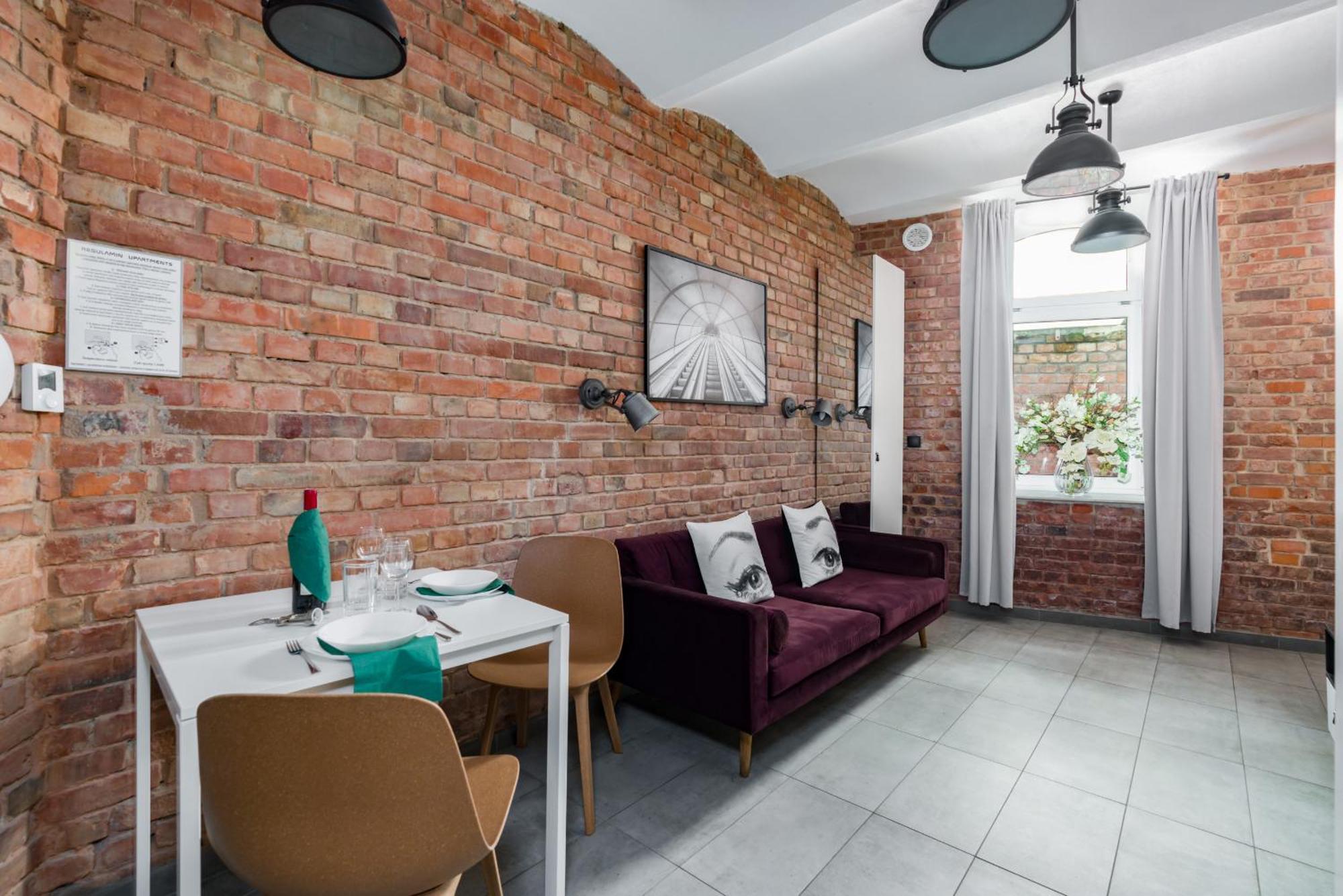 Strzalowa Underground Level By Renters Apartment