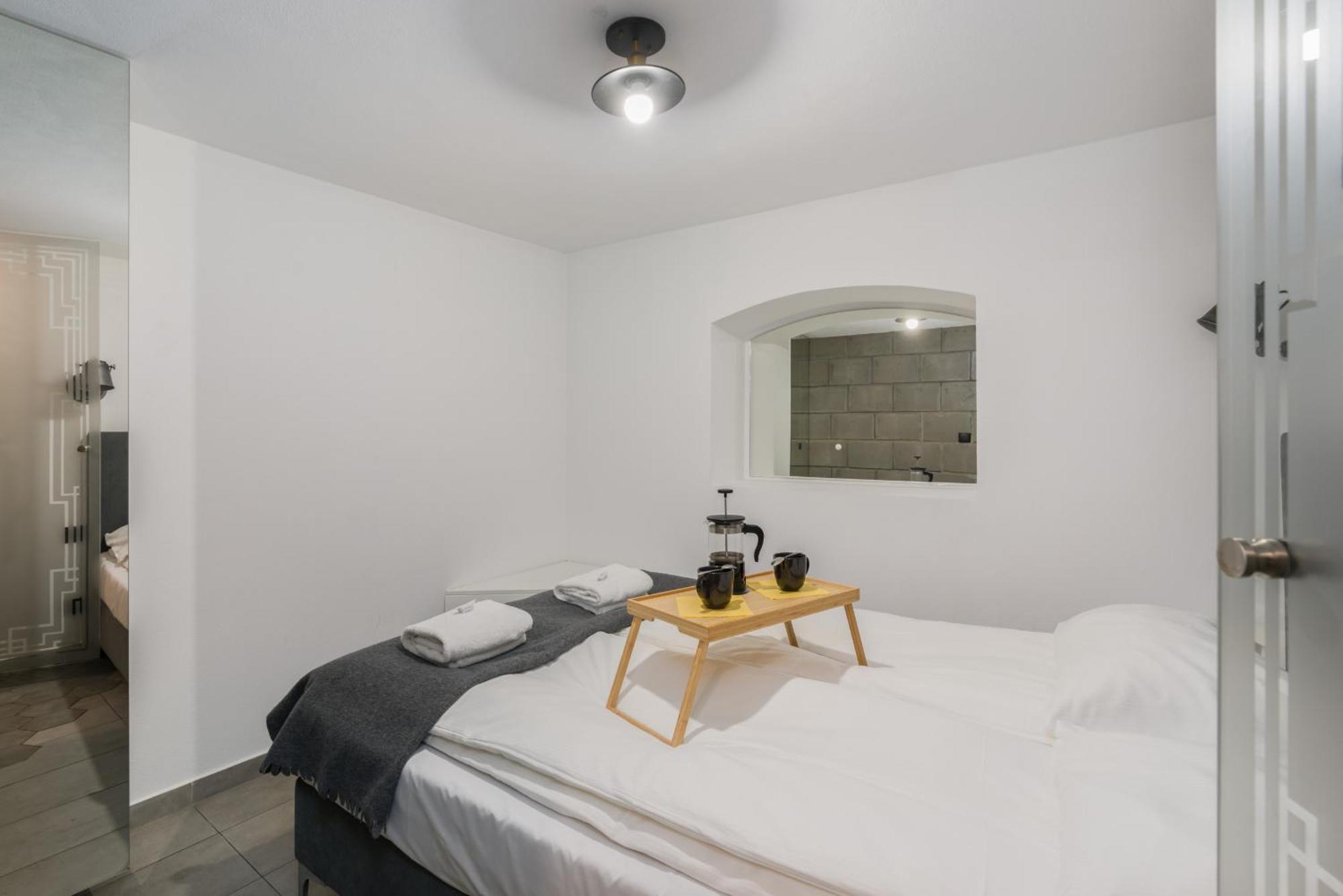 Strzalowa Underground Level By Renters Apartment *