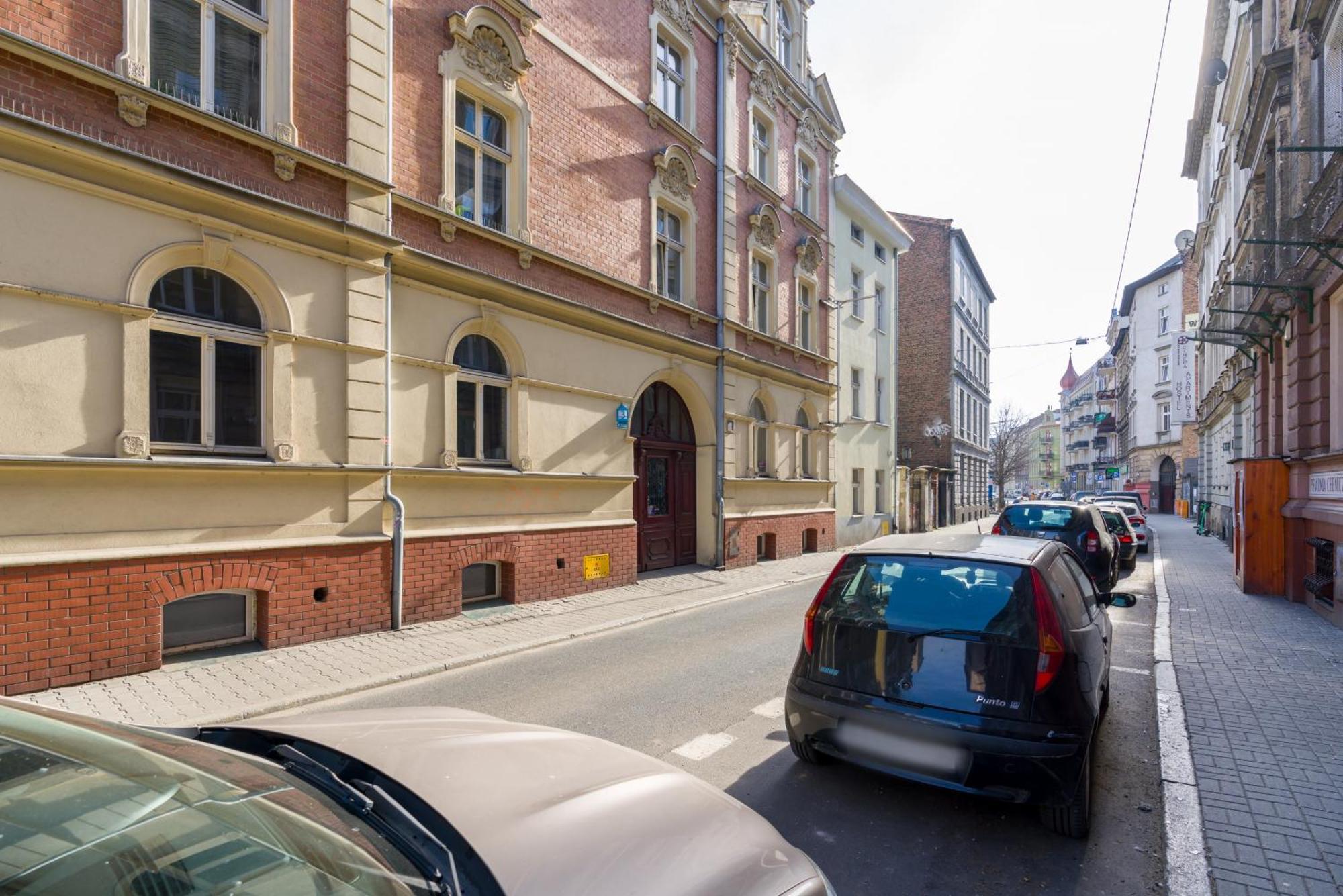 Strzalowa Underground Level By Renters Poznan