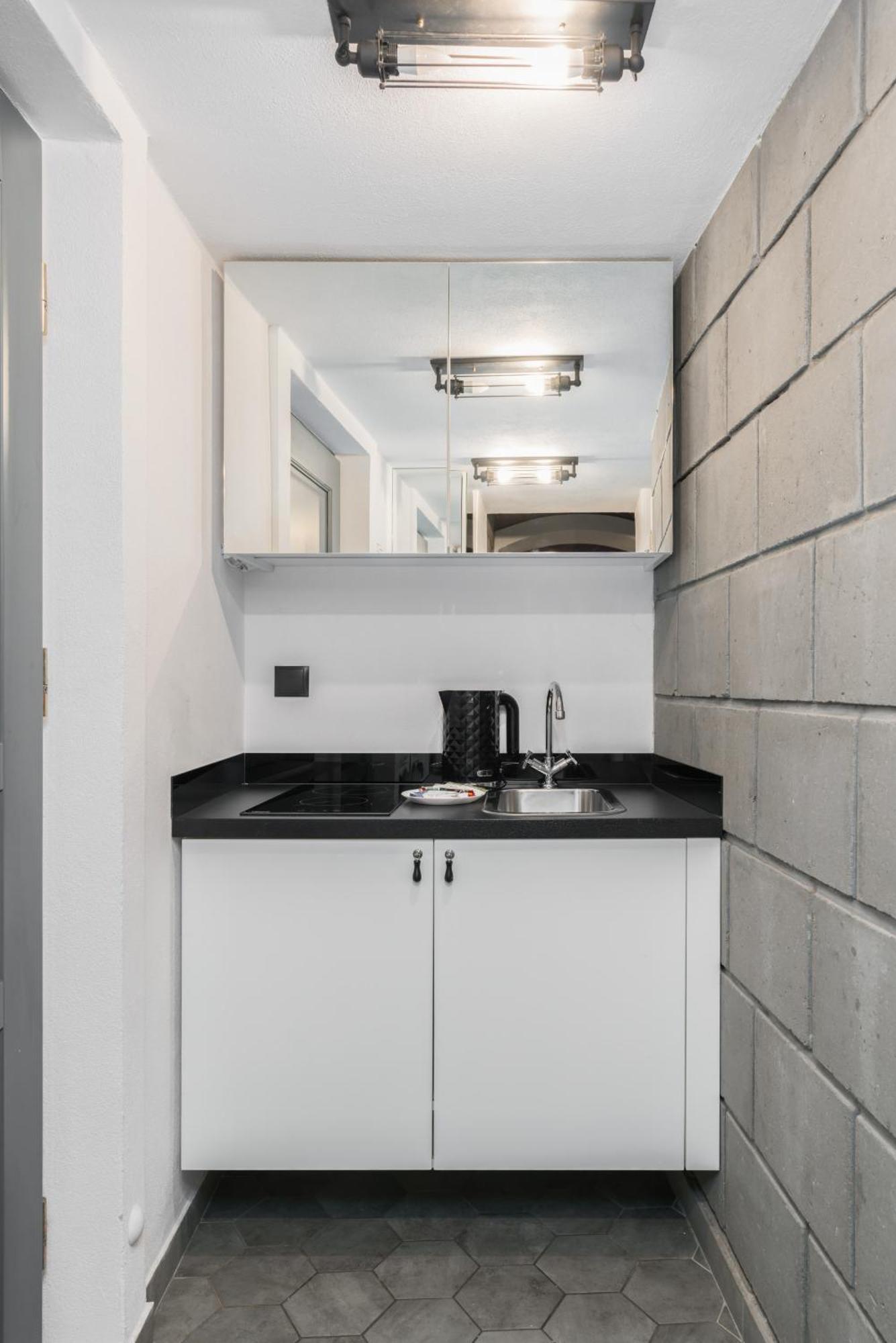 Strzalowa Underground Level By Renters *